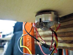 Buzz pot bottom view